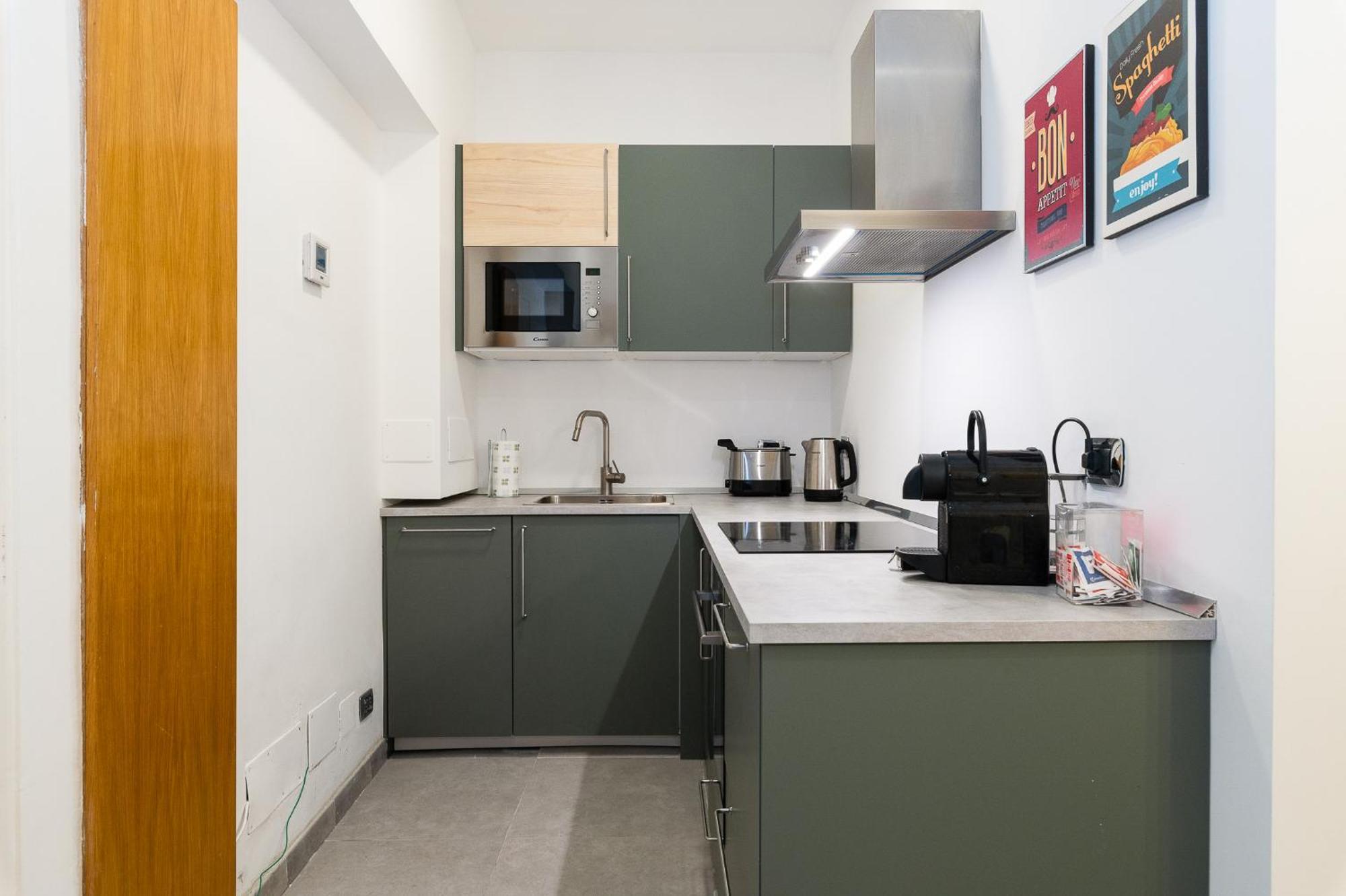 Two floors 150 sqm Wooden Apartment Rome Buitenkant foto